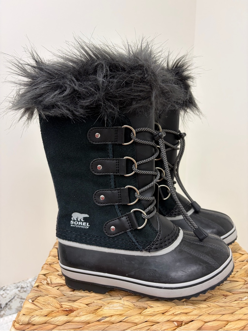Sorel Black Faux-Fur Cuff Kids Snow Boots
